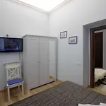 德洛迦诺住宿旅舍 招待所